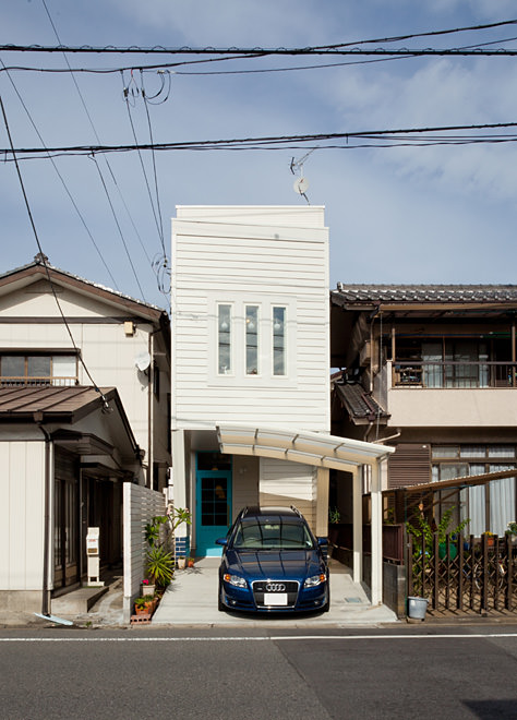 川口の狭小店舗併用住宅 カフェ 埼玉 建築面積 約13 1坪 施工例 建築家の住宅をプロデュースするザウス